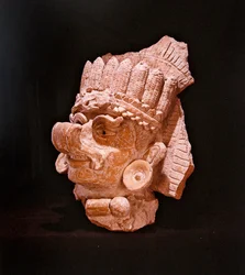 Kopfteil einer großen Urne, Oaxaca